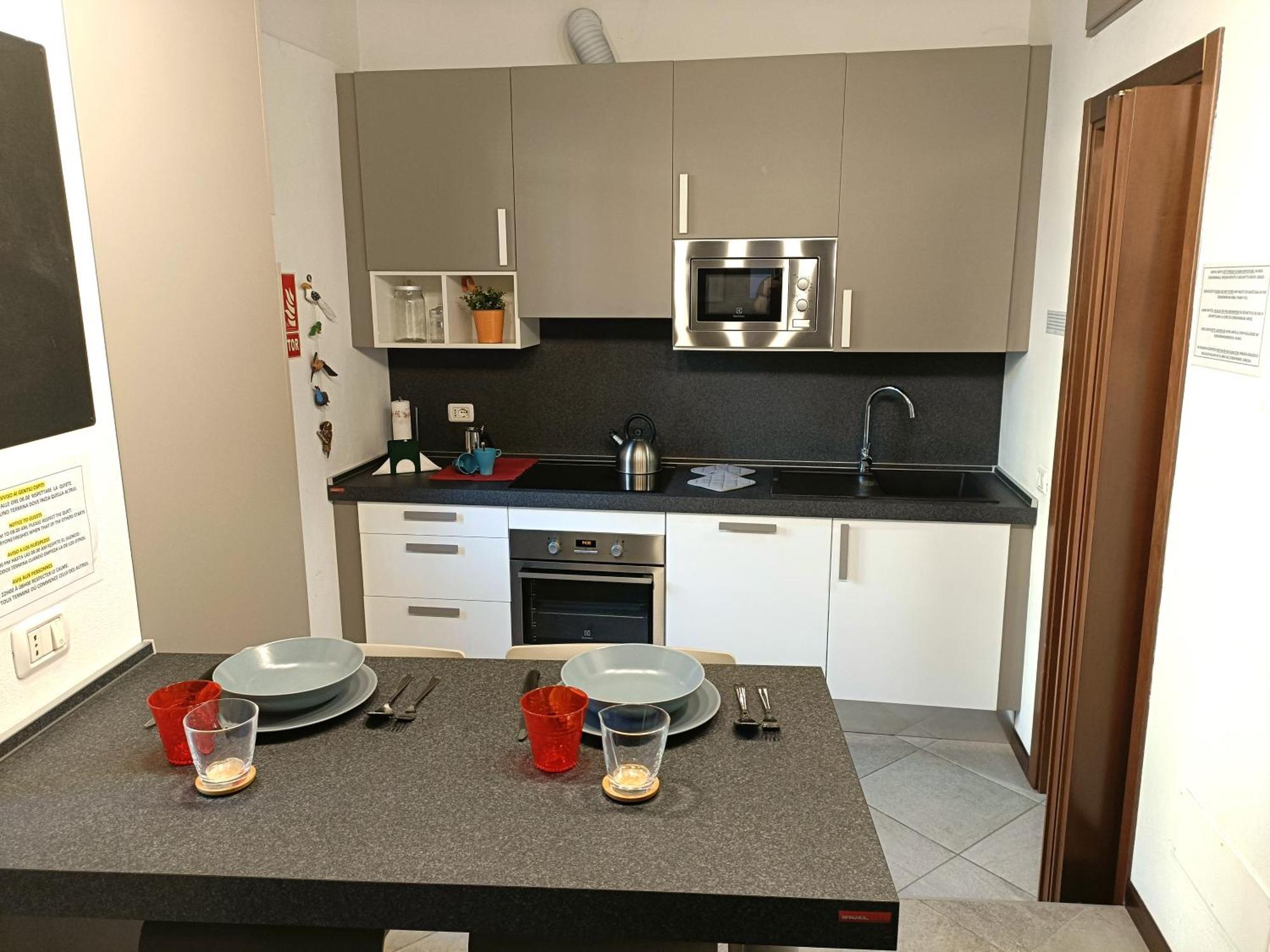 La Suite Di Bianca - Monza -- A 4 Min A Piedi Da Clinica Zucchi E 15 Min Da Stazione -- Esterno foto